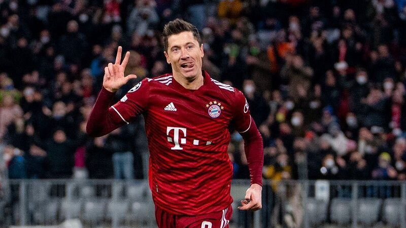 Berita Bola: FC Barcelona dikabarkan tengah memburu striker Bayern Munchen Robert Lewandowski untuk memperkuat lini depan mereka
