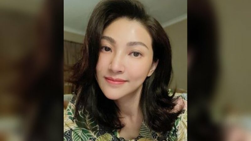 Berita artis: Penampilan bangun tidur dan pakai daster tanpa make up Sarwendah buat netizen salah fokus.