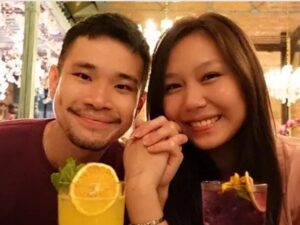 Berita artis: Sisca Kohl dan Jess No Limit belum lama ini mengunggah foto kemesraan keduanya yang sudah bertemu dan saling berpegangan tangan.