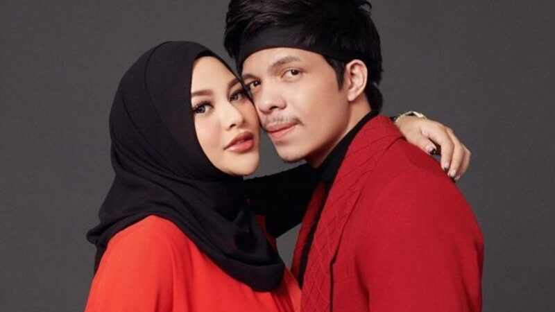 Aurel Hermansyah tempeli mobil mewah dan sejumlah vespa antik milik sang suami, Atta Halilintar dengan stiker Ameena.