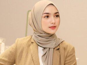 Berita artis: Rizky Aditya resmi dinyatakan sebagai ayah biologis dari Kekey, putri biologi Wenny, Citra Kirana juga mengetahui hal tersebut, Rabu (25/5/2022).