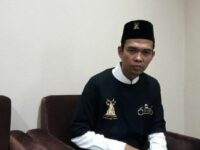 Berita terbaru: Ustaz Abdul Somad dideportasi di Singapura, ia pun mengungkapkan bahwa tidak ada alasan yang jelas dari penyebab dirinya dideportasi.