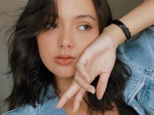 Berita artis: Artis sekaligus pemeran film, Amanda Rawles bagikan salah satu tips untuk tetap tampil cantik dan energik walau punya jadwal padat.
