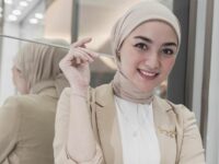 Berita artis: Unggah foto endorse sebuah produk, penampilan Citra Kirana dapat etguran dari netizen agar tidak ikuti tren hijab.