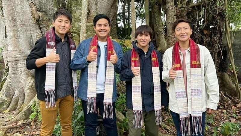 Berita artis: Begini keseruan dari youtuber Jerome Polin saat mengunjungi Pulau Samosir dan kampong Sijabat sesuai nama marganya.