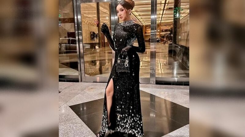 Berita artis: Lucinta Luna telah mempersapkan diri untuk menjadi seorang ratu alam semesta, buat banyak netizen kagumi kecantikannya.