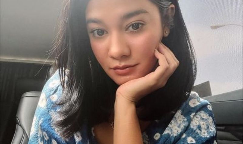 Beirta artis: Naysila Mirdad unggah sebuah foto liburan bersama partner barunya, yang membuat Marshanda merasa cemburu.