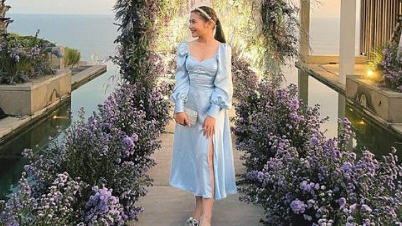 Berita artis: Cantiknya Prilly Latuconsina kenakan gaun cindrella hadiri resepsi Maudy Ayunda dengan gandengn Iman Usman.