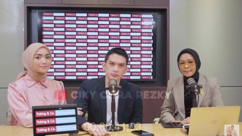 Berita artis: Begini klarifikasi Rezky Aditya mengenai Naira yang ditetapkan sebagai anak biologis, ngaku akan bertanggung jawab.