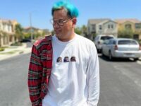 Berita artis: Uya Kuya berikan sindiran balik bagi pengacara dari Medina Zein yang menyebut bahwa dirinya bukanlah seorang artis.