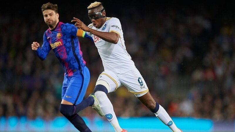 Berita Bola: Striker SSC Napoli, Victor Osimhen menyatakan bahwa ia komitmen untuk terus bersama klub tersebut meski pun ada tawaran dari MU dan Arsenal