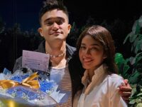 Berita artis: Adhitya Alkitri kini dikabarkan telah memiliki kekasih baru bernama Fay Nabila yang dibagikannya di laman instagram pribadinya.