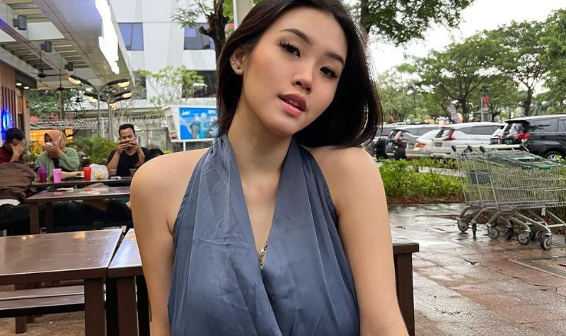 Gamers Anastasia Kosasih Tampil Seksi Saat Olahraga, Netizen Janji Gak ...