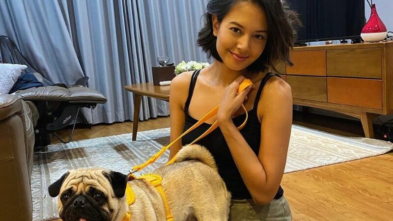 Unggah foto baru pamerkan rambut pendek, penampilan dari Aurelie Moeremans dinilai makin segar. Walau cocok semua jenis rambut.