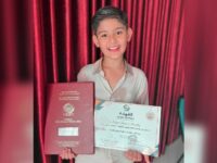 Begini ungkapan rasa haru sekaligus bangganya Fairuz A Rafiq karena putranya, King Faaz jadi siswa dengan nilai tertinggi di sekolahnya.