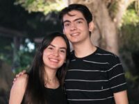 Banyak dari netizen yang berebut ingin mendaftar jadi adik ipar Steffi Zamora setelah melihat ketampanan paras kakanya.