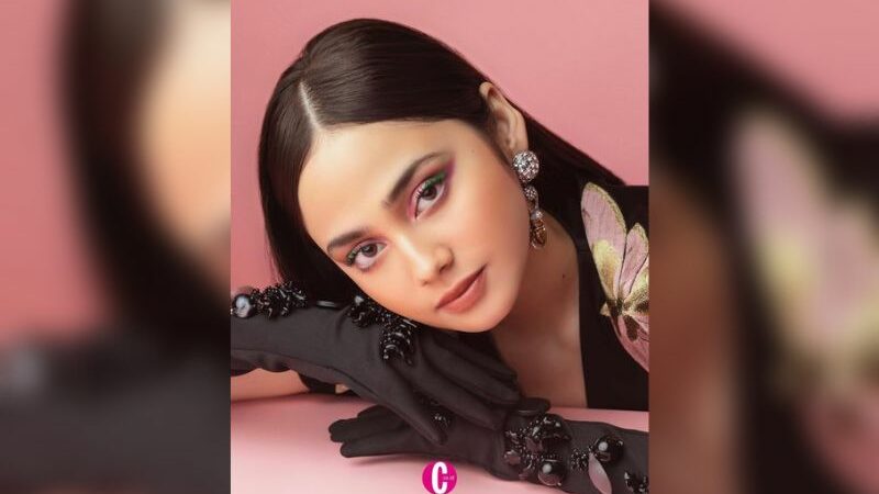 Berita artis: Cantiknya Syifa Hadju saat jalani pemotretan dengan berbagai kostum buat netizen tidak bisa berkata-kata.