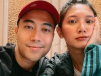 Netizen bahkan sampai heran tapi juga bahagia melihat tingkah gemes pasangan Vidi Aldiano dan istrinya Sheila Dara.