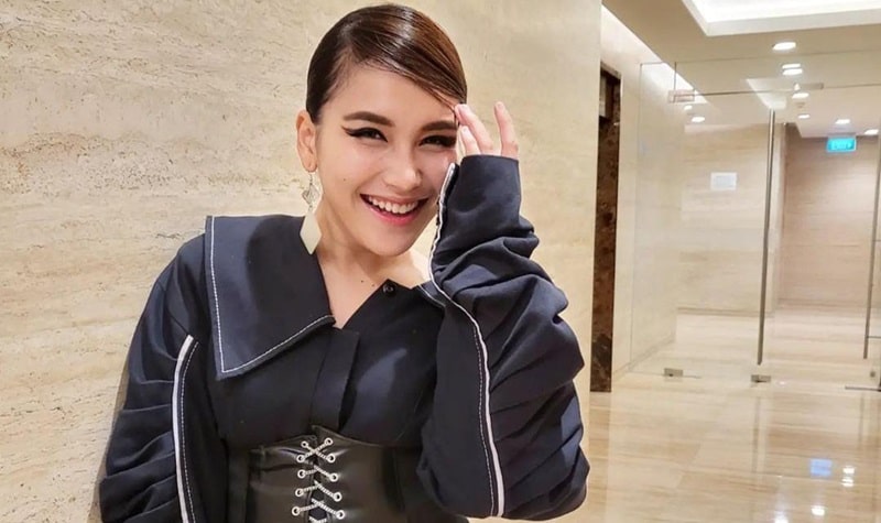 Cantiknya Ayu Ting Ting Disamakan Mirip Bella Porch 4 Ayu Ting Ting yang dikenal dikagumi oleh banyak orang menjelaskan beberapa kriteria yang harus diperhatikan untuk menjadi calon suaminya.