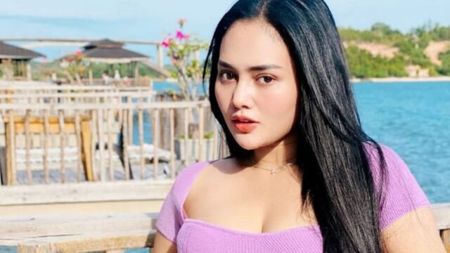 Intan Ratna Juwita belum lama ini mengunggah video seksinya sembari membubuhkan caption rayuan maut yang membuat penonton terkesima, Rabu (6/7/2022).