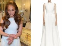 Jennifer Lopez dan Ben Affleck mengenakan sepasang desain romantis untuk pernikahannya di Las Vegas pada akhir pecan lalu.