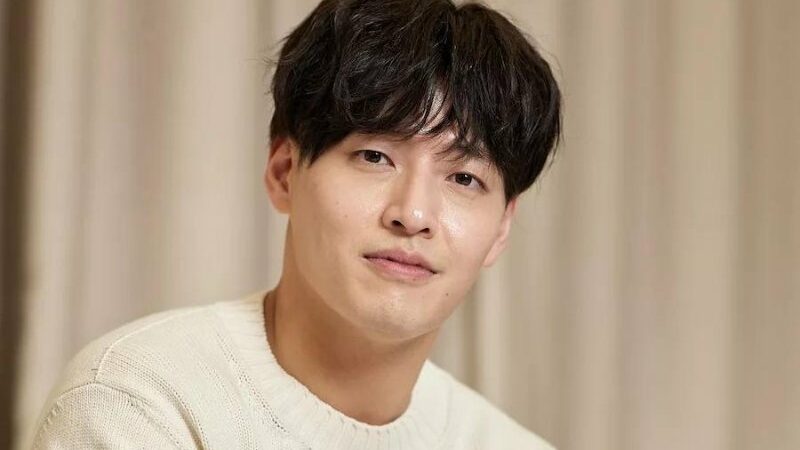 Kang Ha Neul diperkirakan akan membintangi drama baru berjudul “Death's Game”. Melalui agensi, Ia disebut sedang meninjau tawaran tersebut.