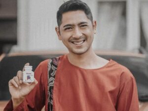Arya Saloka telah hapus semua unggahan foto bersama anak dan istri, netizen jadi pertanyakan mengapa hanya menyisakan foto Amanda.