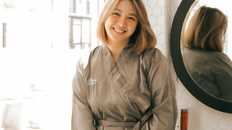 Intip berbagai potret cantik dari Devy Anastasia yang terciduk punya akun di situs dewasa onlyfans, telah unggah berbagai konten berbayar.