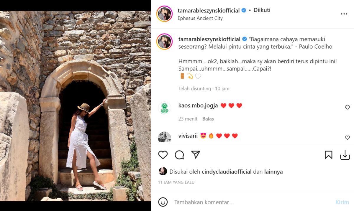 Tamara Bleszynski tuliskan ungkapan perasaan dan kode bahwasanya ia akan selalu menunggu sampai cahaya mengusik hati seseorang.