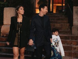 Lionel Messi menghabiskan masa liburan bersama dengan sang istri dan anak-anak di sebuah hotel dengan harga sewa mencapai Rp126 Juta per Malam