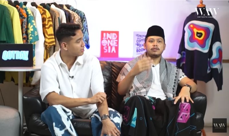 Karena Kebudayaan, Tretan Muslim Jadikan Sarung Sebagai Ciri Khas 2 Lampiran Gambar