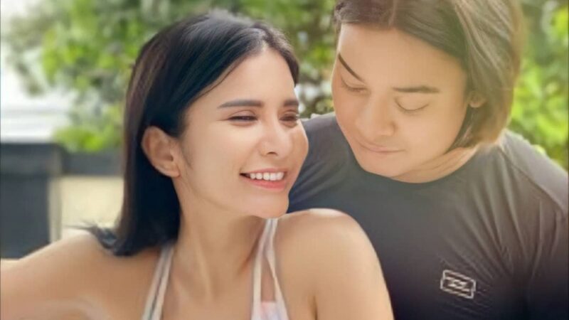 Maria Vania mengaku bahwa ia merasa butuh kepastian walau merasa nyaman dengan Billy Syahputra tetapi tidak ada komitmen.