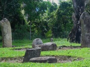 Sudah Ada Sejak Tahun 6000 SM, Intip Lokasi Zaman Pra Sejarah di Pedalaman Sumatera, yaitu lokasi seribu menhir di Maek Limapuluh Kota.