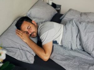 QS.Yusuf ayat 21 menyebutkan bahwa mempelajari mimpi dalam islam tidak dilarang, namun harus tetap berpedoman dalam islam