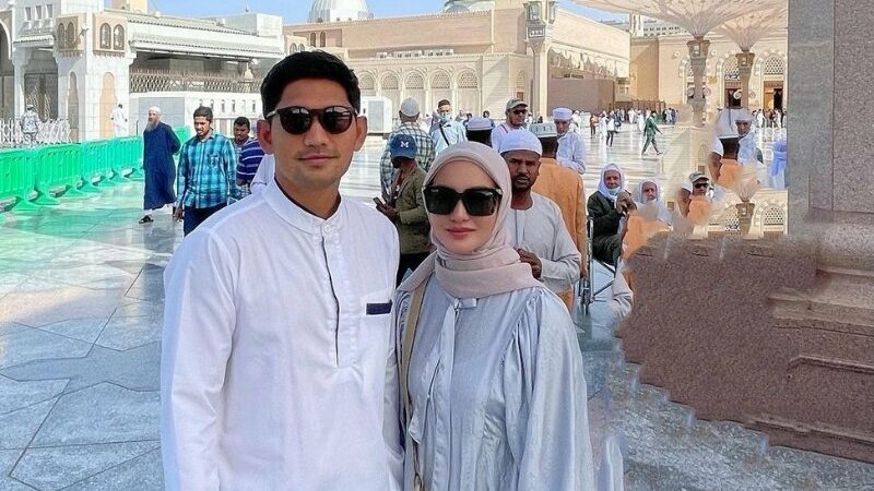 Ibnu Jamil tak henti-hentinya mendoakan agar hati anaknya Dhofin luluh dan menghilangkan kerenggangan diantara keduanya.