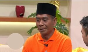 Mr. Nanang, penjual cincau yang viral berkat kemampuan bahasa Inggrisnya yang memukau, bahkan dia jago menggunakan aksen British.