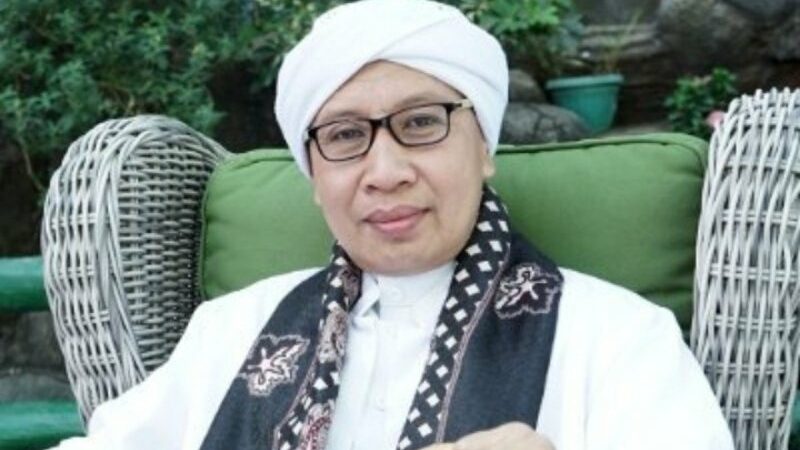 Mengalokasikan saldo masjid untuk kepentingan lain yang dianggap baik, seperti pemakaman umum ternyata tidak dibolehkan kata buya Yahya.