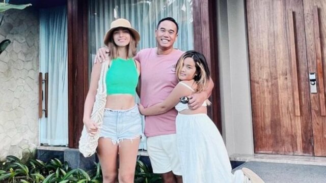 Nia Ramadhani miliki penampilan yang awet muda, meski sudah memiliki tiga orang anak. Dia bahkan masih cocok menyandang usia remaja.