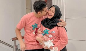 Kakak beradik Kiano dan Kenzo sampai dibuat salah tingkah saat pertama kali bertemu Moana, putri pertama Ria Ricis dan Teuku Ryan.