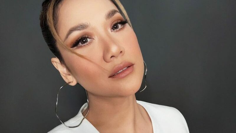 Bunga Citra Lestari tuliskan pesan berisi harapan agar konsernya yang akan segera digelar di Singapura bisa berjalan lancar.