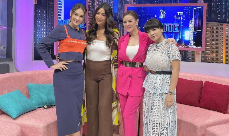 Dinar Candy Merasa Rendah Diri Saat Berdiri Dengan Tiga Wanita Ini 3 Lampiran Gambar