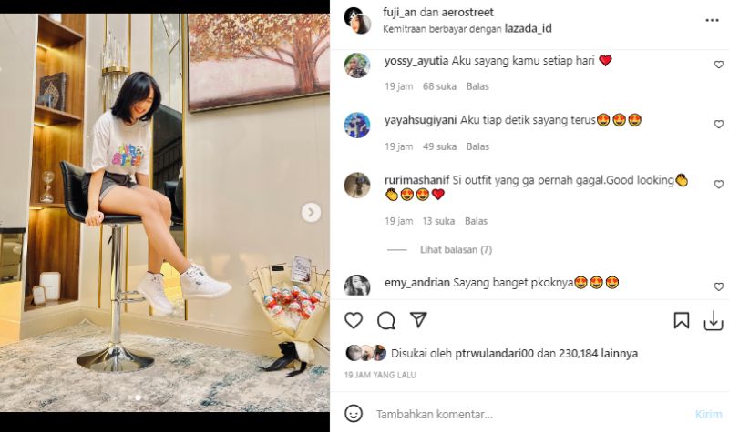 Outfitnya Tak Pernah Gagal, Fuji Selalu Terlihat Good Looking 4 Lampiran Gambar