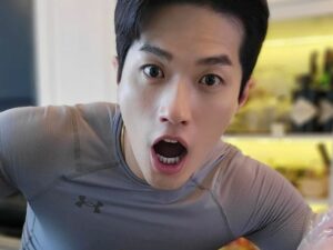 Lee Jong Hoon bagikan suatu tips ampuh bagi perempuan agar suaminya tidak berselingkuh, seperti apa yang ia lakukan.