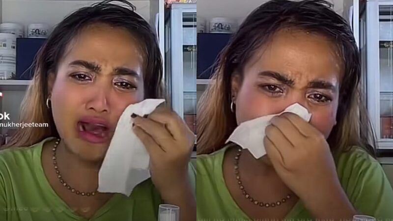 Lina Mukherjee menangis sesenggukan saat terus-terusan ditanyai netizen kapan menikah dan bahkan menyuruh-nyuruh Lina Mukherjee secepatnya untuk menikah.