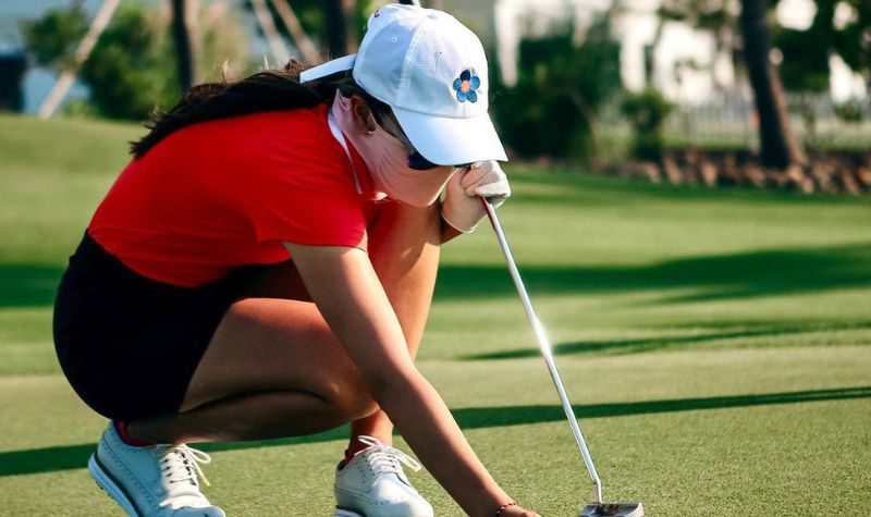 Pakai Masker Saat Olahraga, Cantiknya Luna Maya Tetap Kelihatan ‘Wow’ 4 Lampiran Gambar