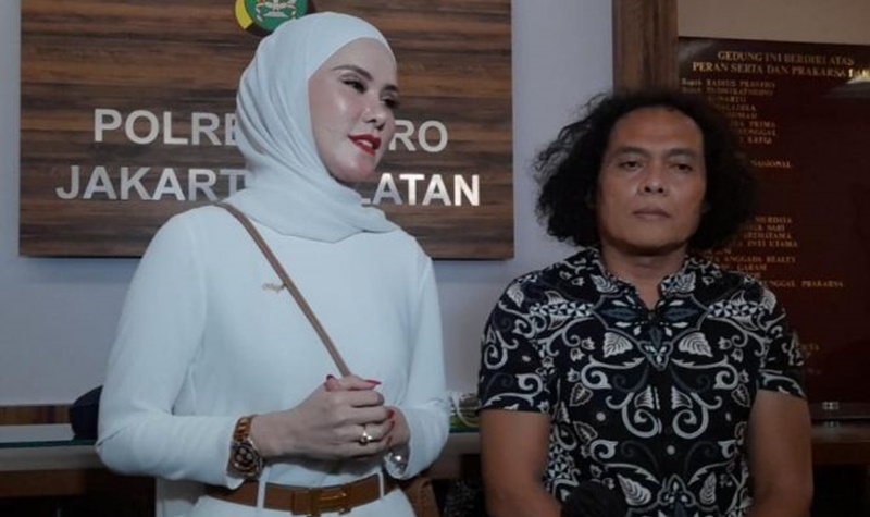 Aduh, Angel Lelga Mau Dipolisikan Mantan Pengacaranya, Masalah Apa Nih? 2 Lampiran Gambar