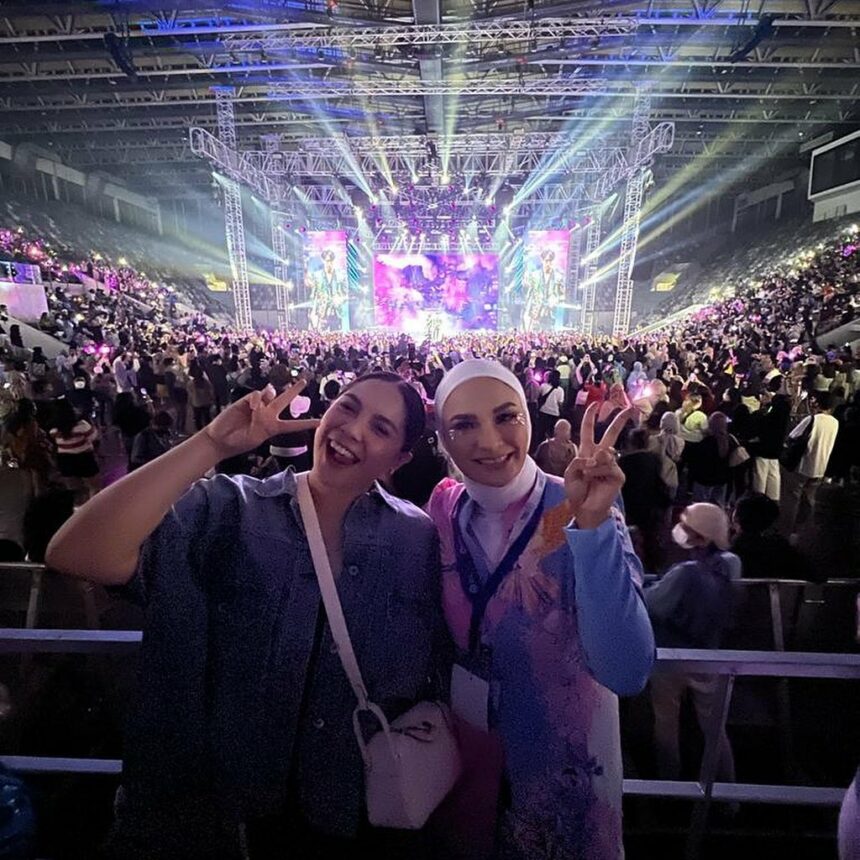 Nonton Konser, Nagita Slavina Merasa Bak Anak SMP 2 Lampiran Gambar