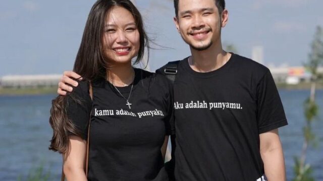 Siska Kohl pertama kalinya makan di warteg diajak sang kekasih, Jess No Limit, malah dapat banyak pujian dari berbagai netizen.