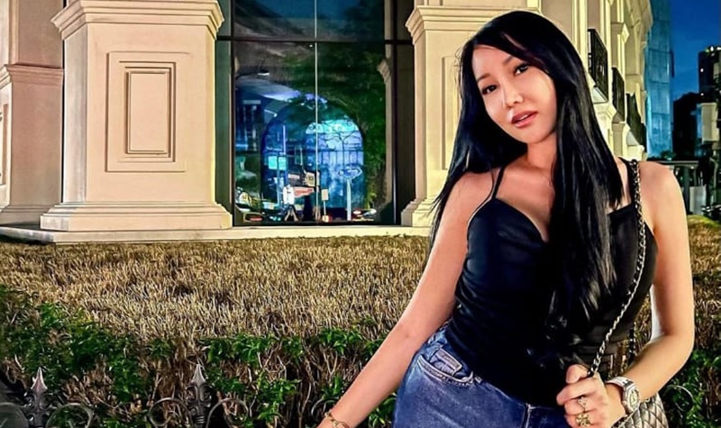 Lucinta Luna merasa dirinya jadi bidadari surga dan berharap dijemput oleh artis Korea Taehyung, permintaannya itu langsung diserbu warganet.