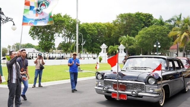 Setiap kepala negara pastinya memiliki kendaraan yang digunakan baik sebagai kendaraan pribadi maupun kendaraan dinas, atau mobil presiden.